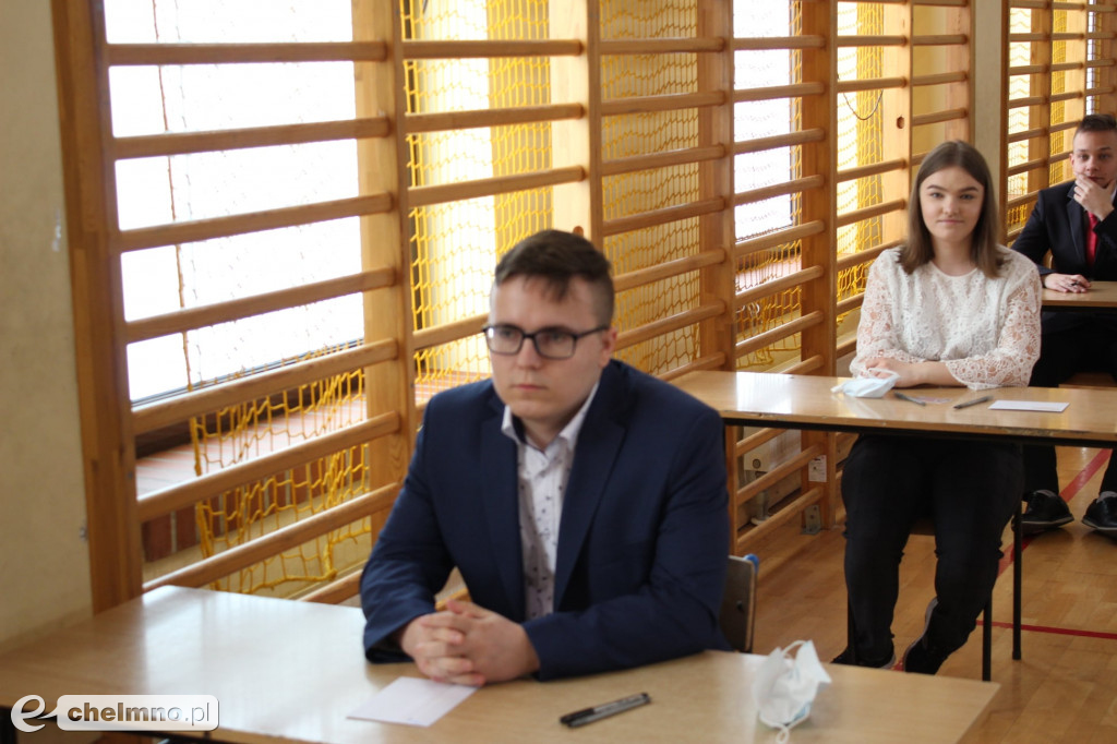 Zespół Szkól nr 2 życzy swoim maturzystom powodzenia