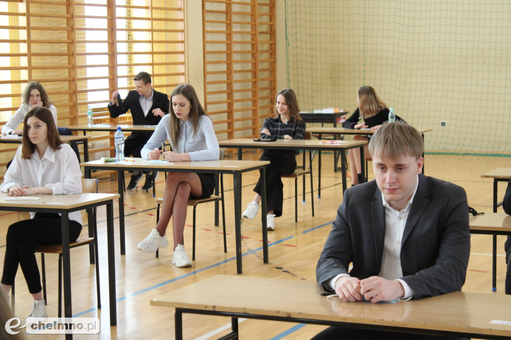 Zespół Szkól nr 2 życzy swoim maturzystom powodzenia