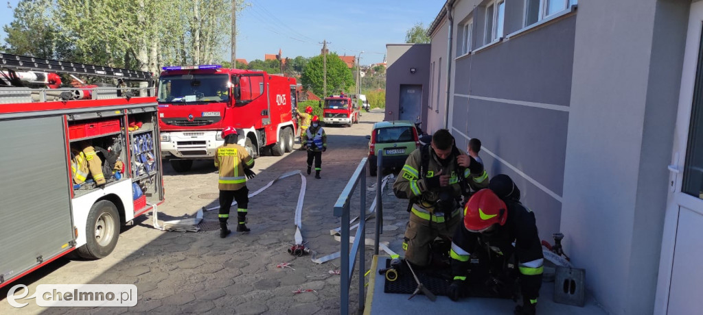 Ćwiczenia ratowniczo - gaśnicze w zakładzie Adriana