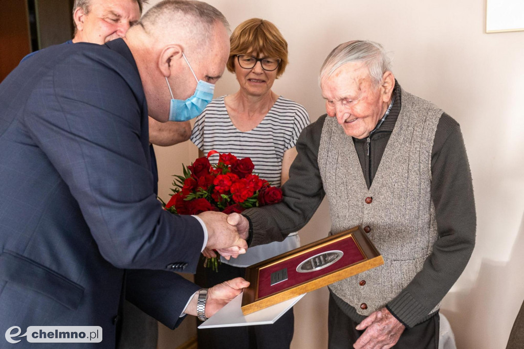 Medale Unitas Durat dla najstarszych mieszkańców województwa