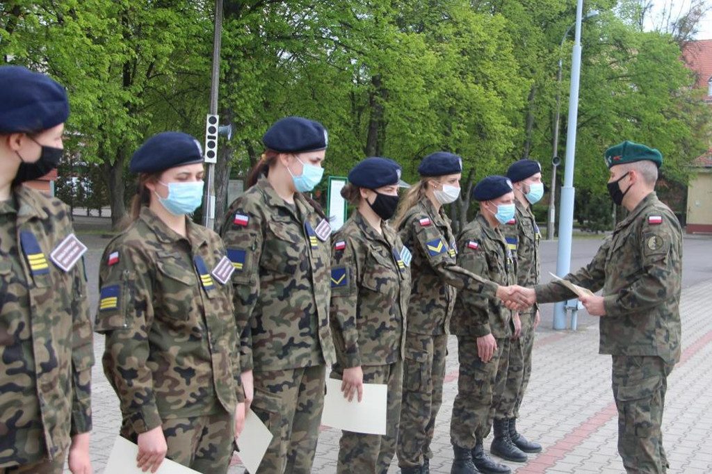 Klasa mundurowa na obozie szkoleniowym w 3BDM