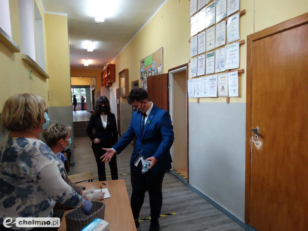 Fotogaleria z egzaminów klas 8 w Czwórce