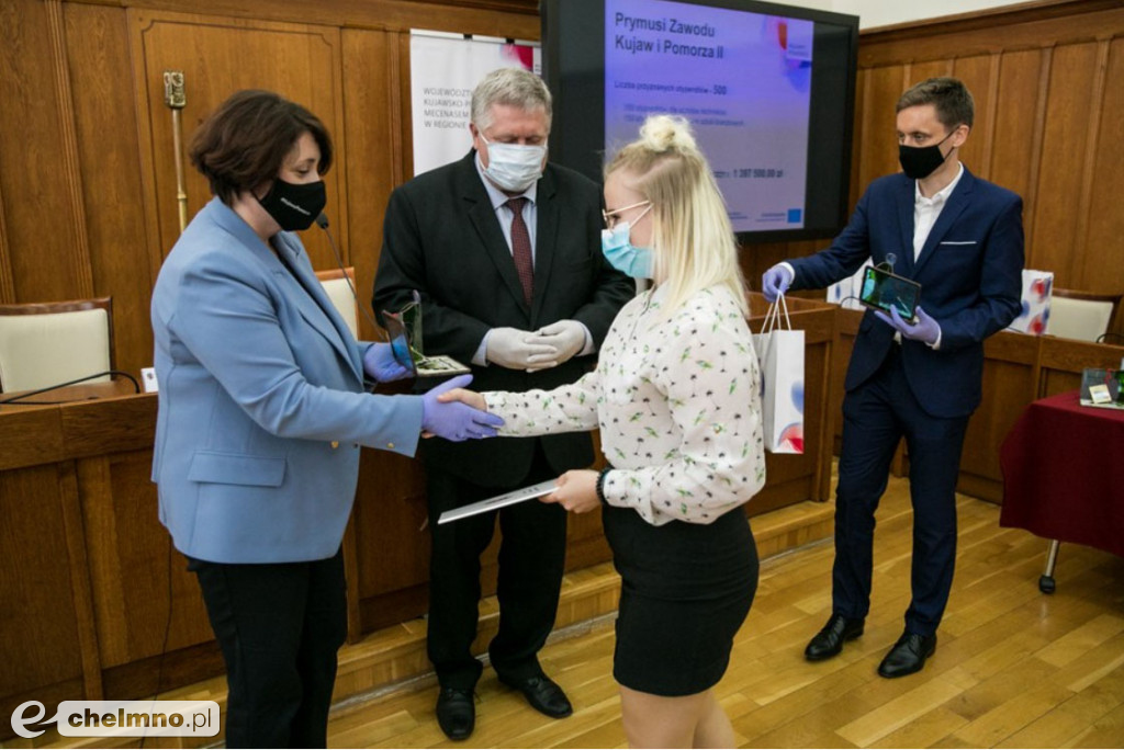 Prymusi zawodu w Urzędzie Marszałkowskim