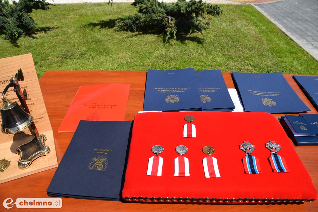 Awanse i odznaczenia z okazji Powiatowego Dnia Strażaka
