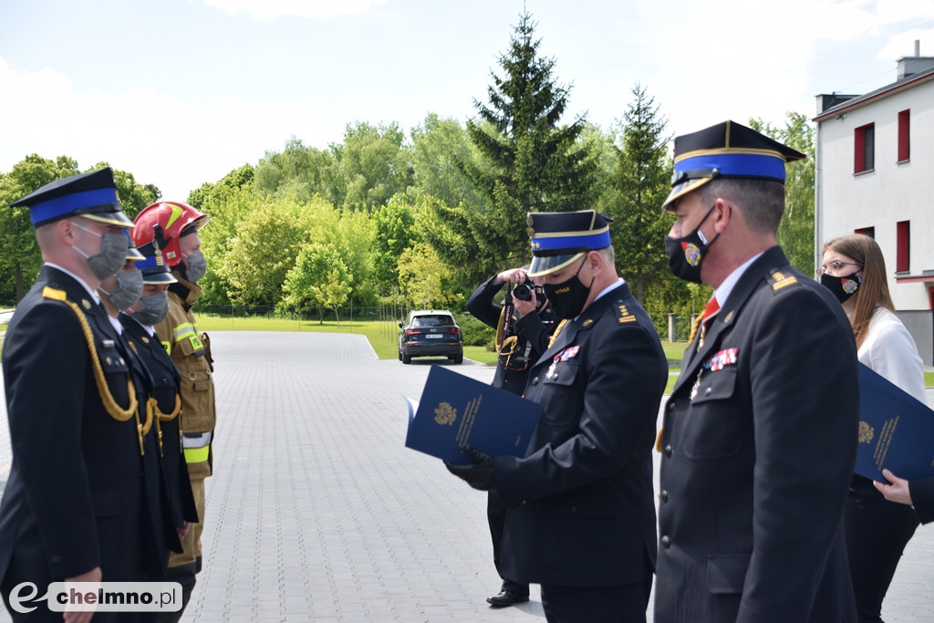 Awanse i odznaczenia z okazji Powiatowego Dnia Strażaka