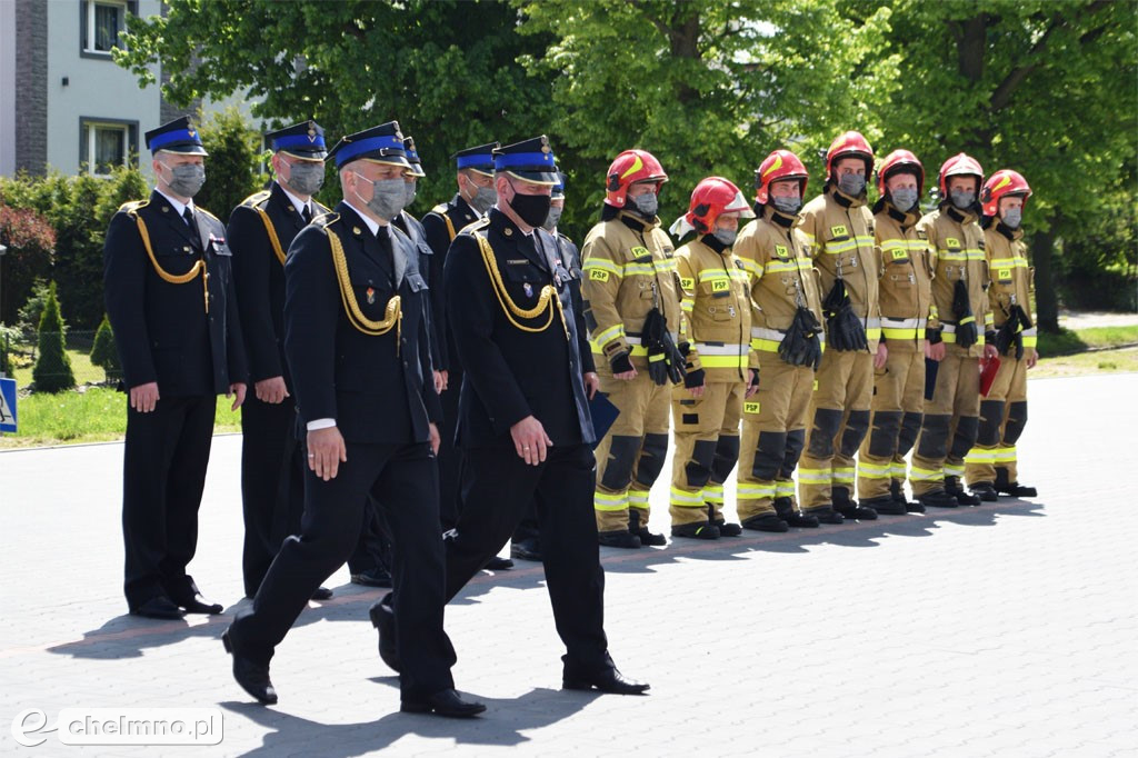 Awanse i odznaczenia z okazji Powiatowego Dnia Strażaka