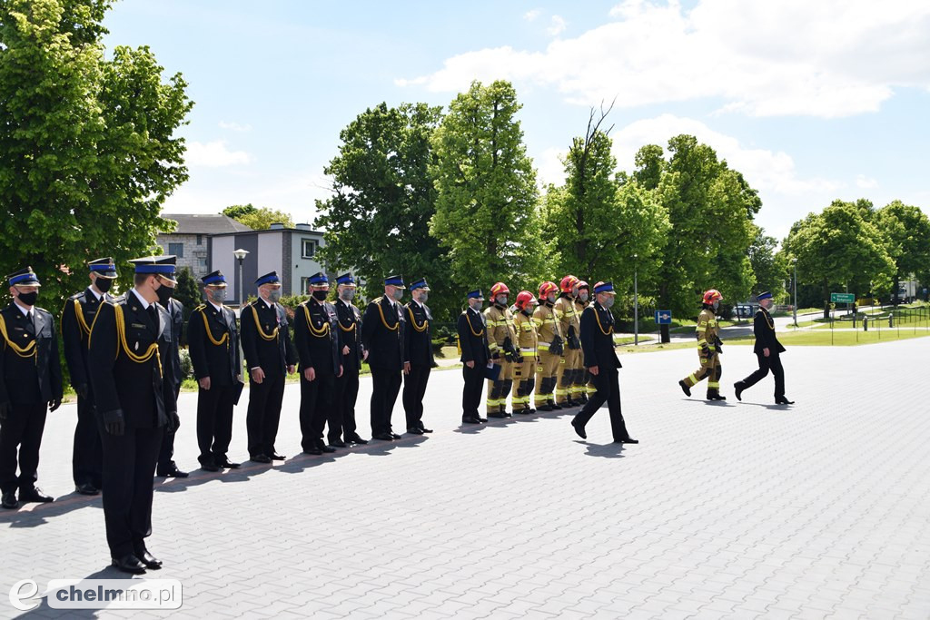 Awanse i odznaczenia z okazji Powiatowego Dnia Strażaka