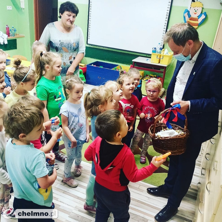 Sympatyczny i słodki Dzień Dziecka