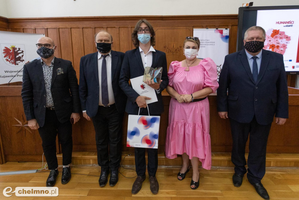 Najlepsi humaniści w Urzędzie Marszałkowskim