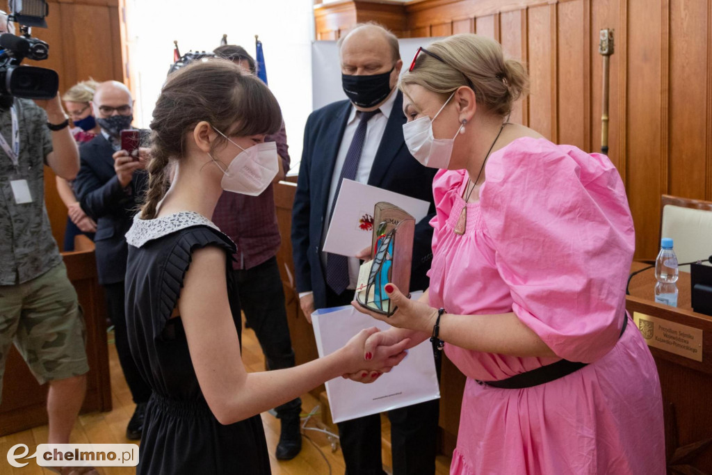 Najlepsi humaniści w Urzędzie Marszałkowskim