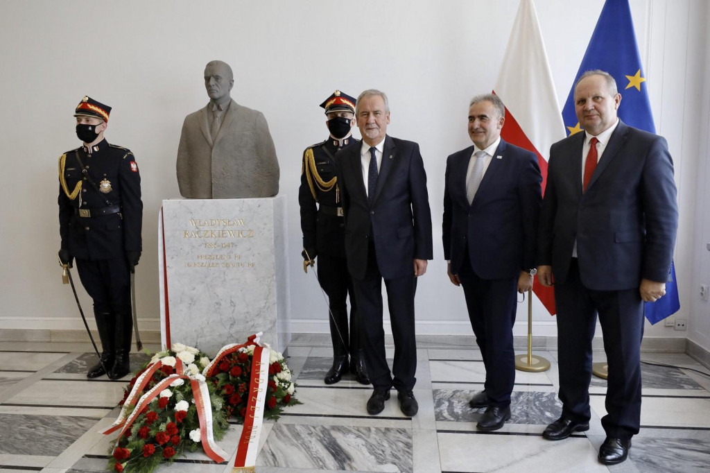 Senat uczcił prezydenta Raczkiewicza