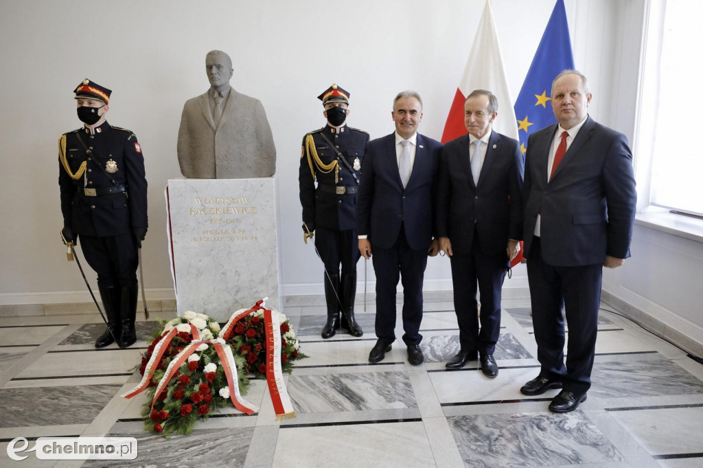 Senat uczcił prezydenta Raczkiewicza