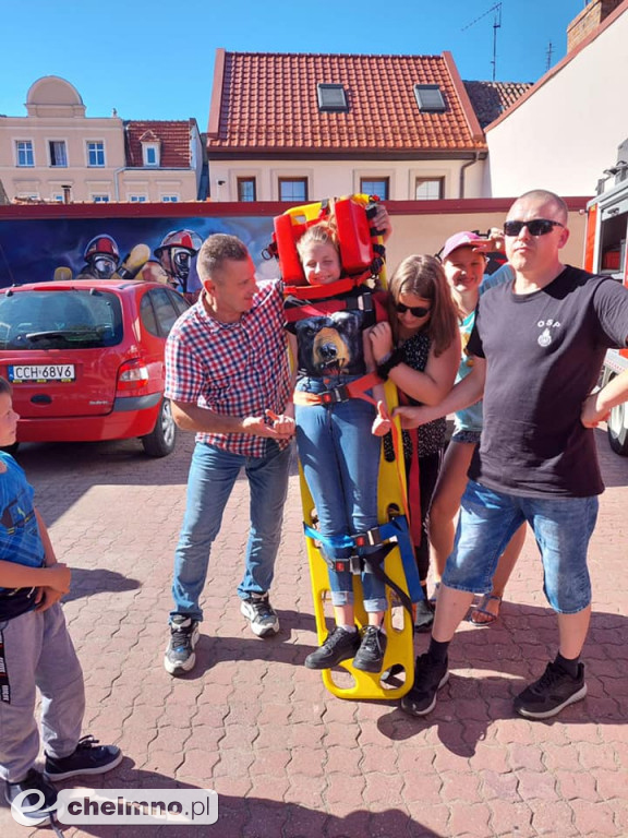 Strażacy uczyli dzieci udzielania pierwszej pomocy