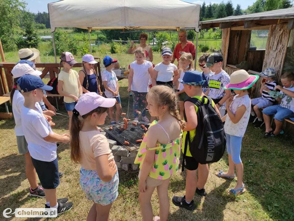 Uczniowie Katolika z wizytą w Wiosce Ginących Zawodów