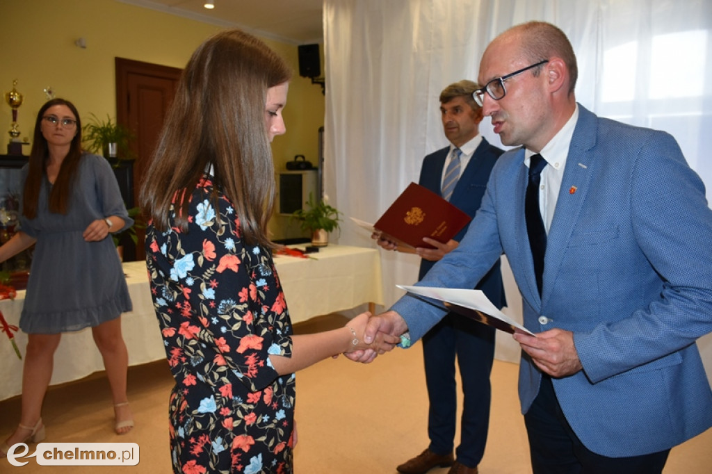 Nagrody dla najlepszych uczniów 2021