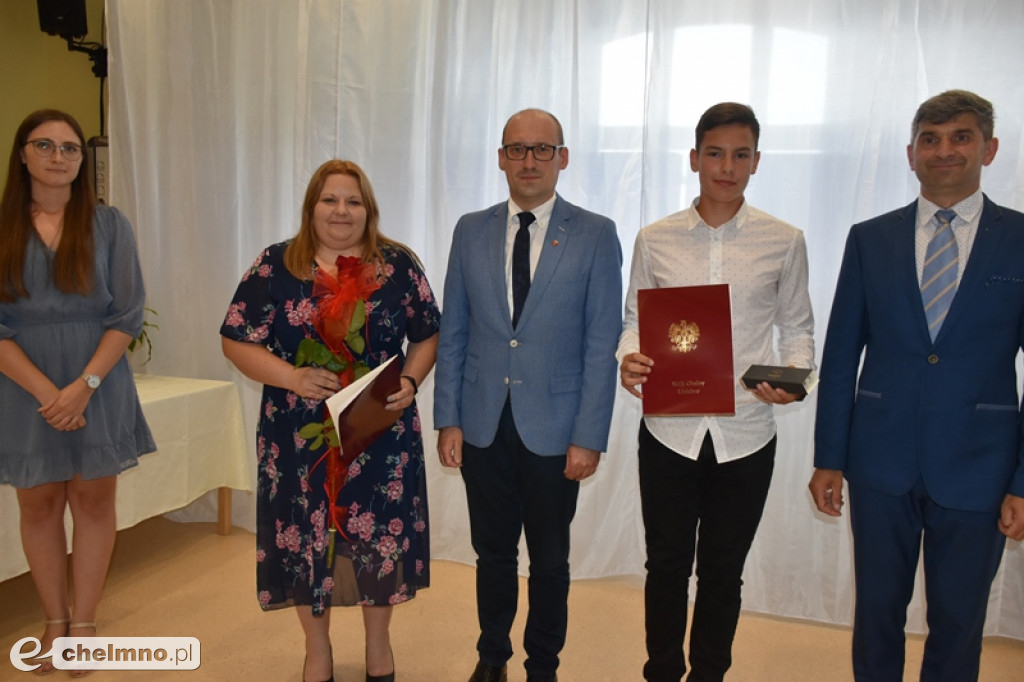 Nagrody dla najlepszych uczniów 2021