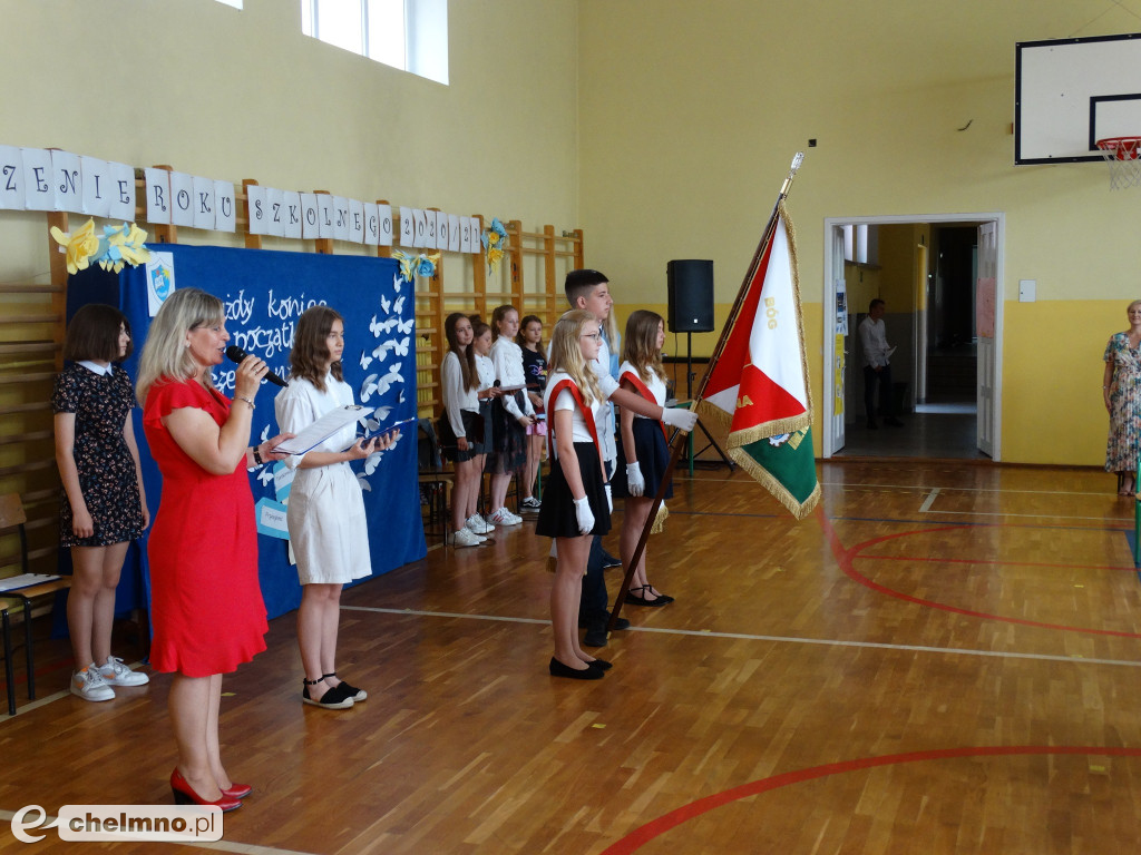 Czwórka wzbogaciła się wczoraj o nowych absolwentów