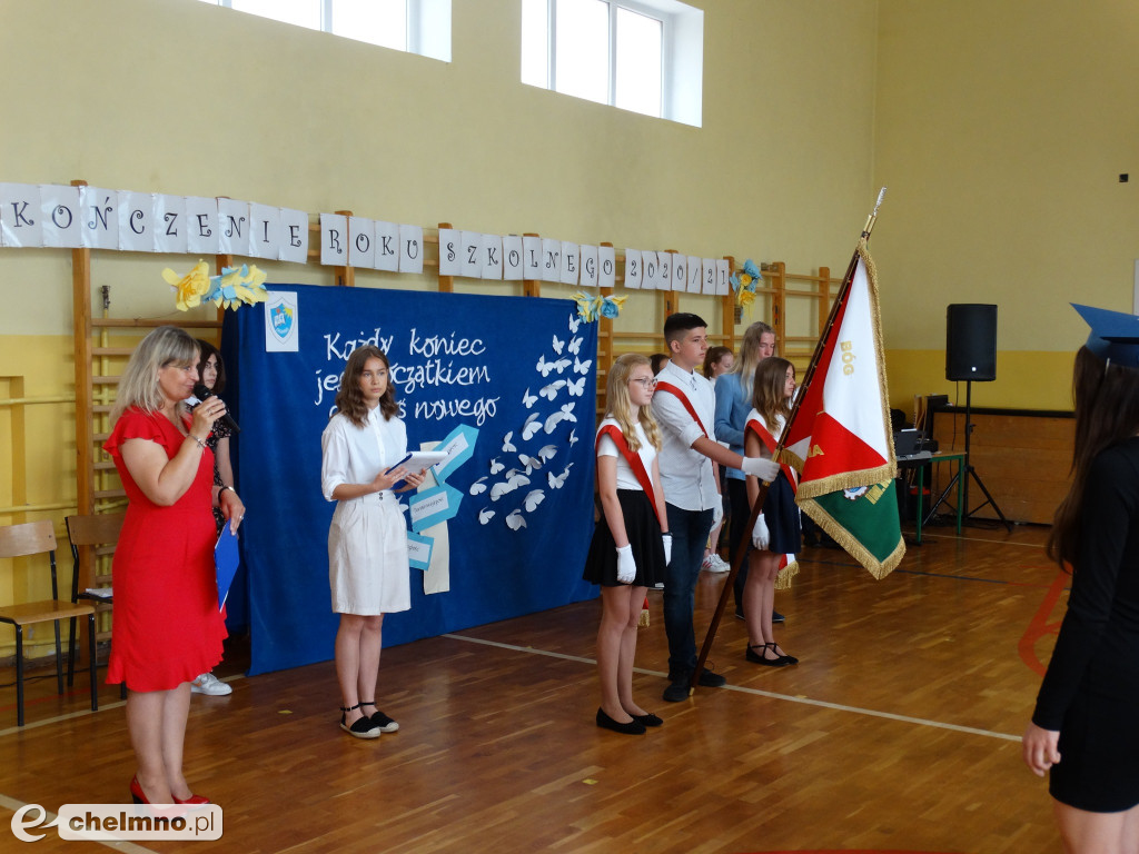 Czwórka wzbogaciła się wczoraj o nowych absolwentów