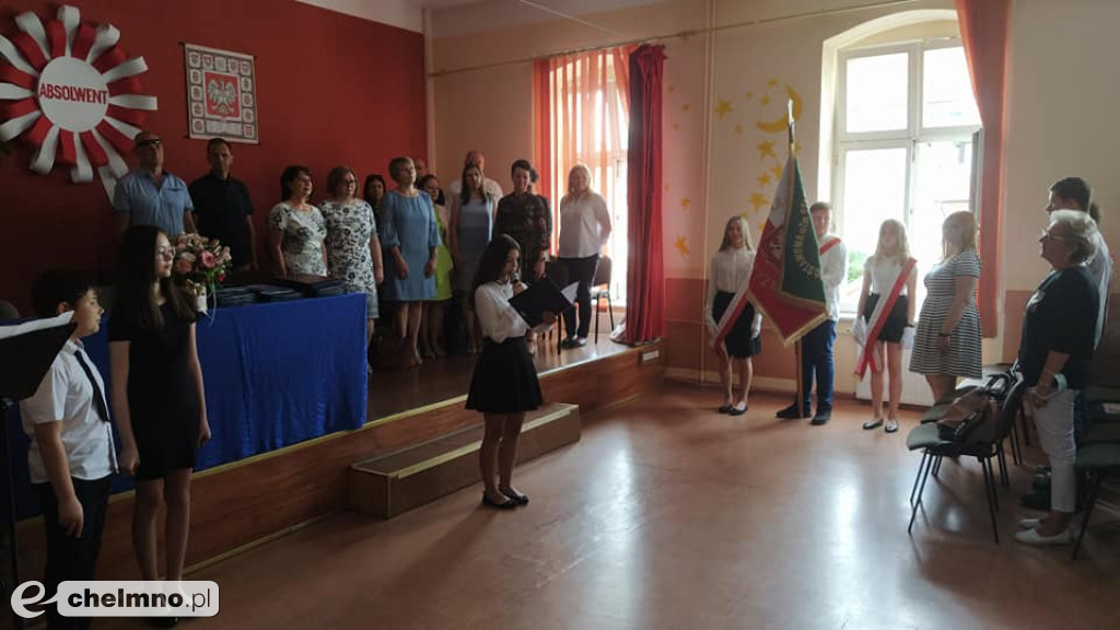 Wczorajsze pożegnanie klas VIII w Dwójce