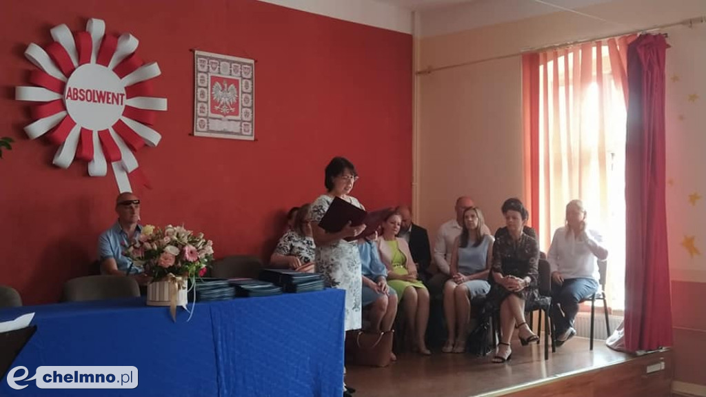 Wczorajsze pożegnanie klas VIII w Dwójce