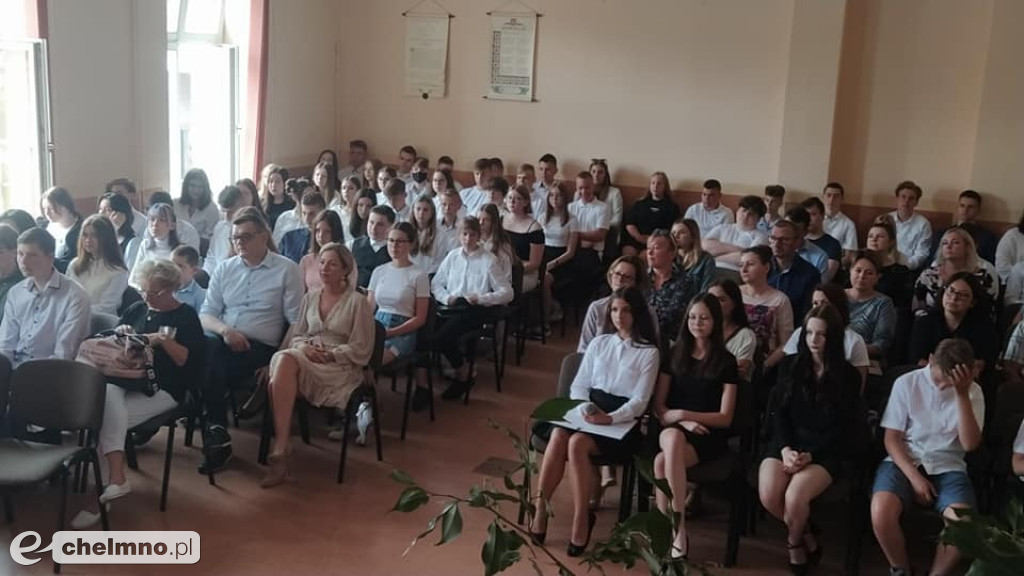 Wczorajsze pożegnanie klas VIII w Dwójce