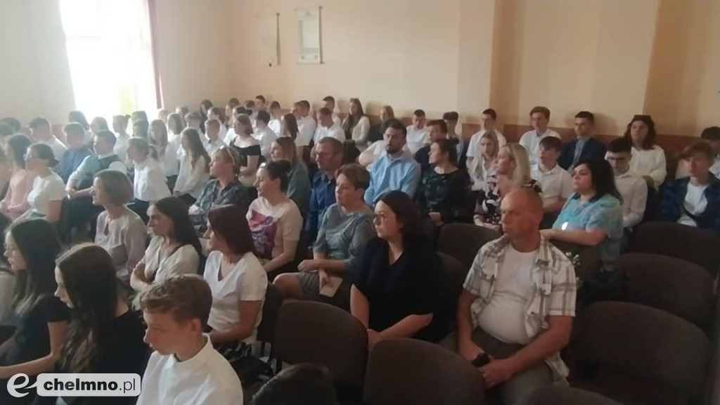 Wczorajsze pożegnanie klas VIII w Dwójce