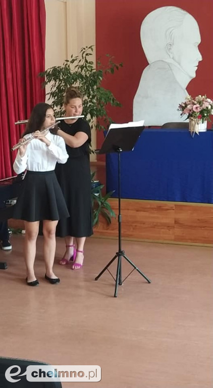 Wczorajsze pożegnanie klas VIII w Dwójce