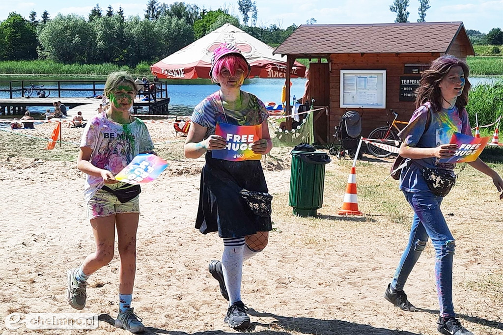 Szaleństwo podczas Festiwalu HOLI