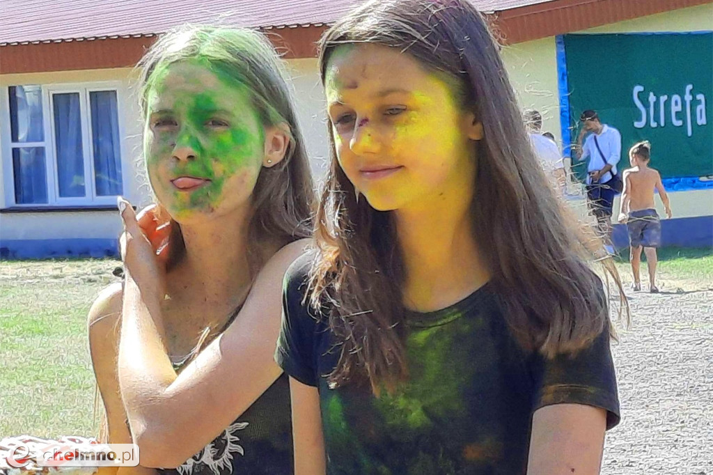 Szaleństwo podczas Festiwalu HOLI