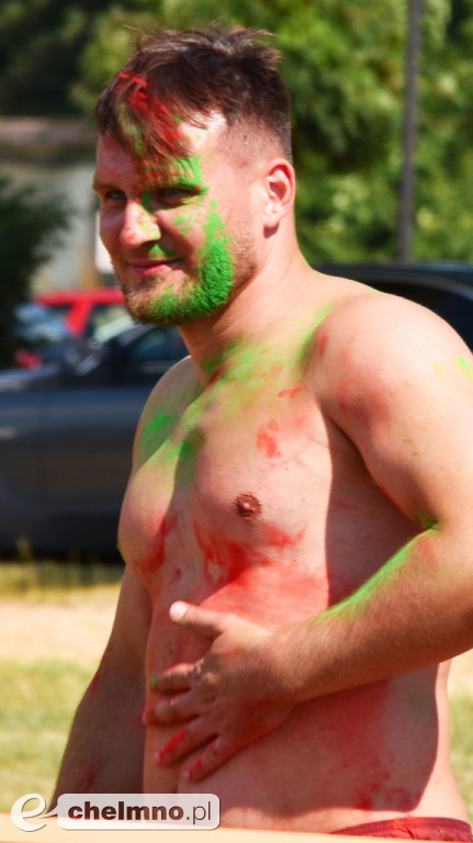 Szaleństwo podczas Festiwalu HOLI