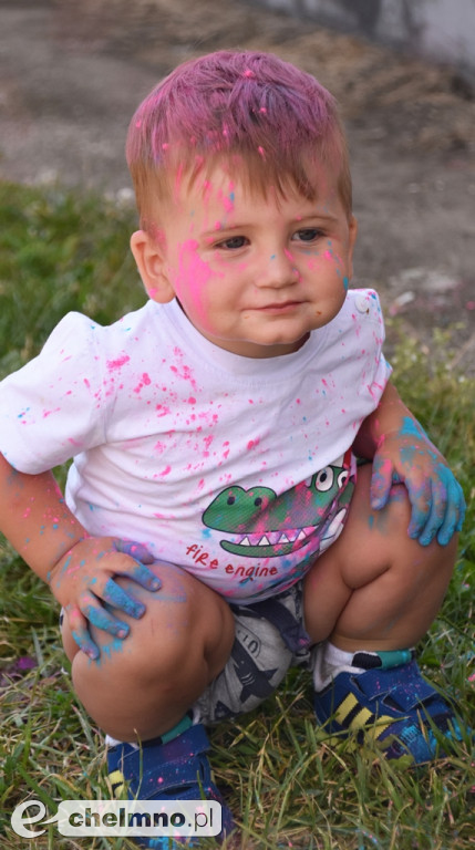 Szaleństwo podczas Festiwalu HOLI