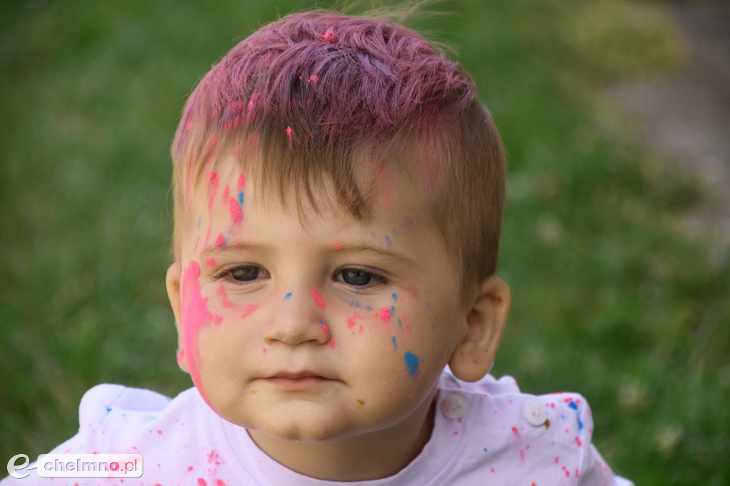 Szaleństwo podczas Festiwalu HOLI