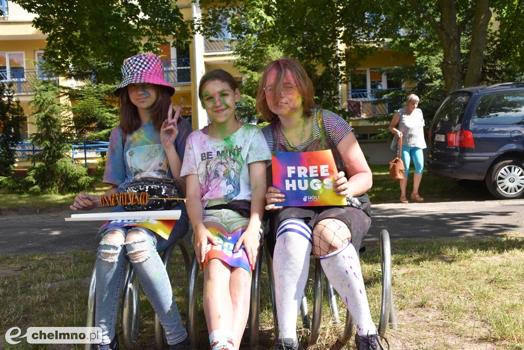 Szaleństwo podczas Festiwalu HOLI