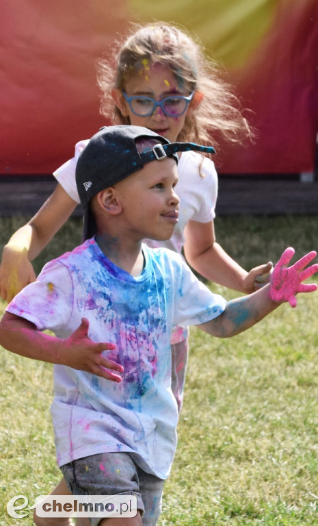 Szaleństwo podczas Festiwalu HOLI