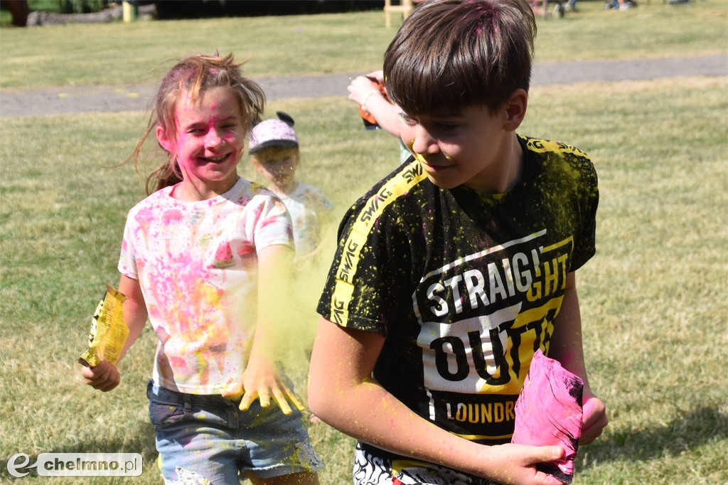 Szaleństwo podczas Festiwalu HOLI