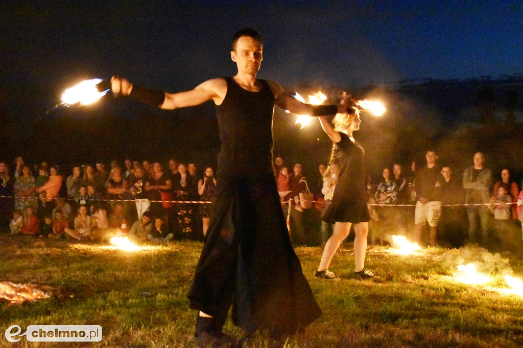 Efektowny pokaz Fire Show nad Jeziorem Starogrodzkim