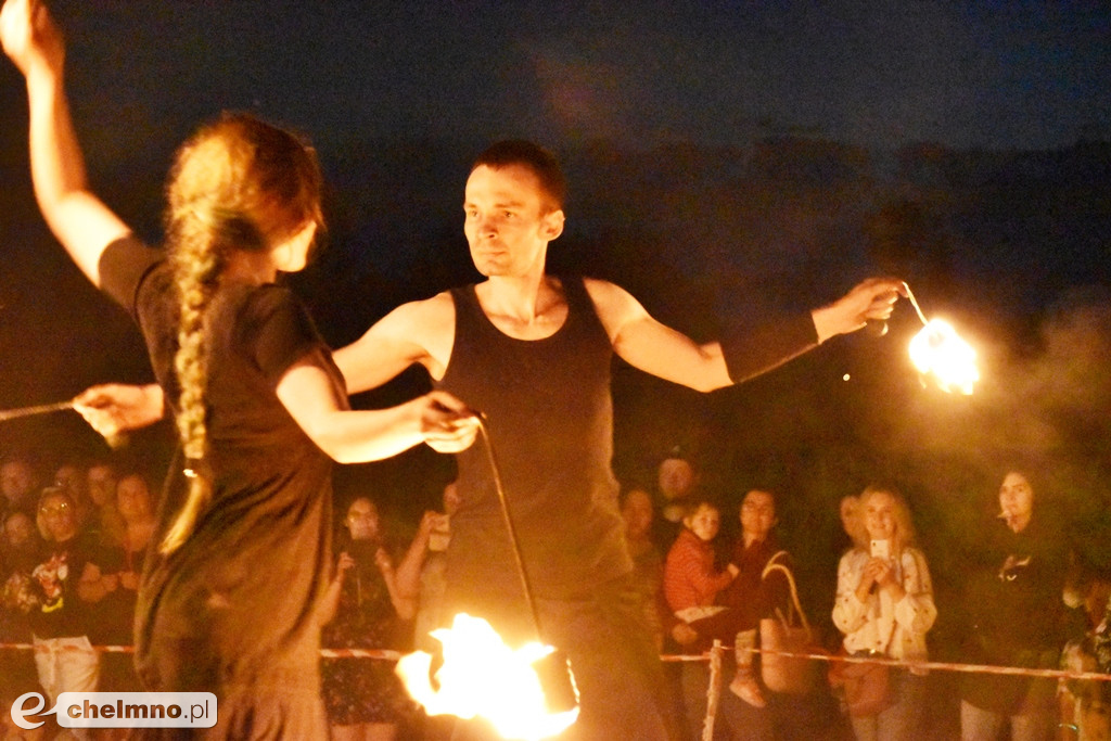 Efektowny pokaz Fire Show nad Jeziorem Starogrodzkim