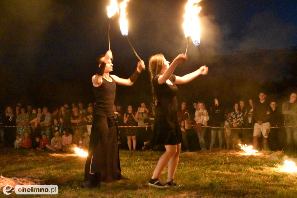 Efektowny pokaz Fire Show nad Jeziorem Starogrodzkim