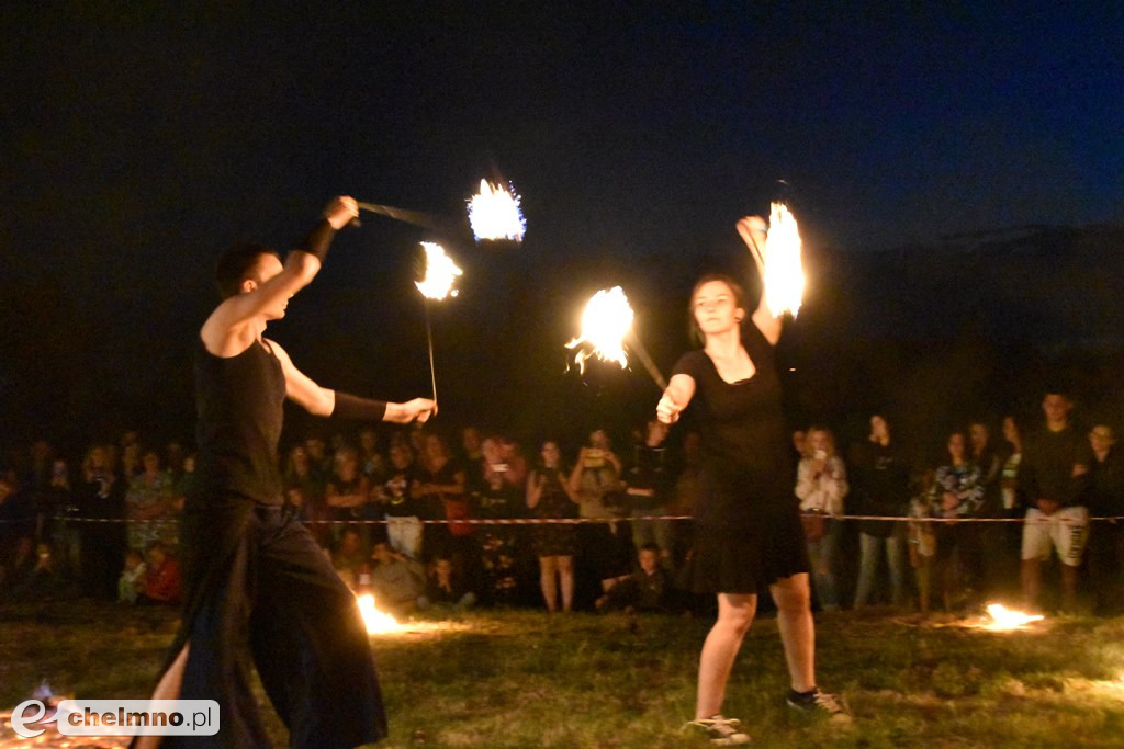 Efektowny pokaz Fire Show nad Jeziorem Starogrodzkim