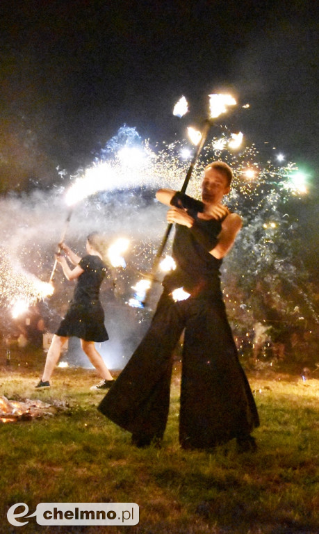 Efektowny pokaz Fire Show nad Jeziorem Starogrodzkim