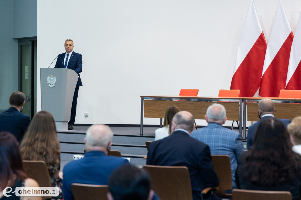 Podpisanie umów na inwestycje