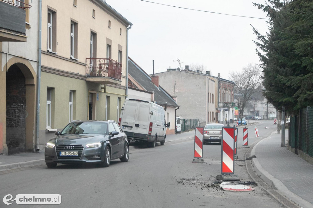 Wojewódzka droga w Pakości teraz równa jak stół