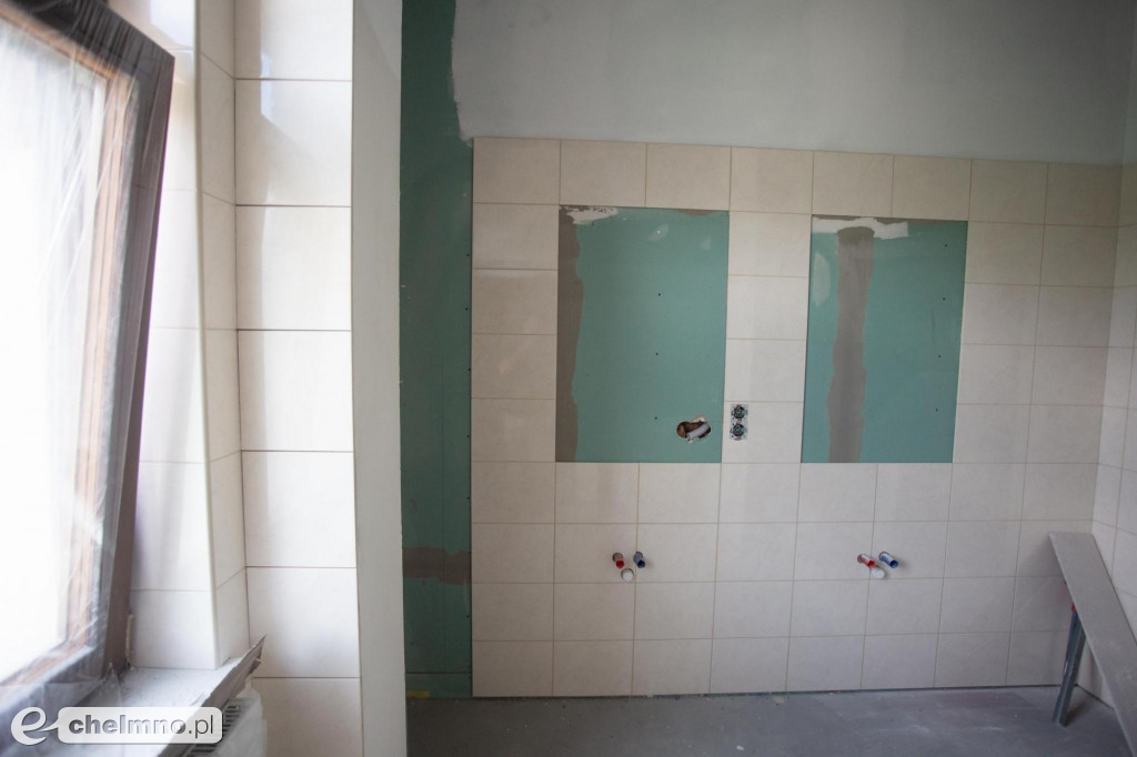 Rośnie gmach Centrum Czynnej Ochrony Przyrody w Tleniu