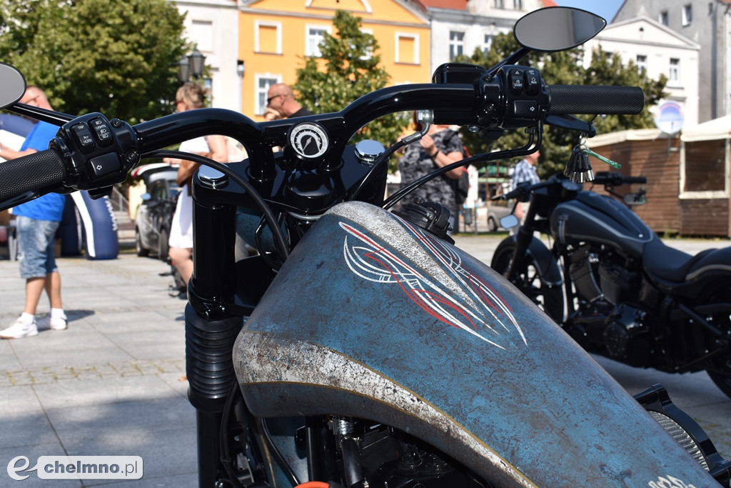 Szaleństwo motoryzacyjne na chełmińskim Rynku