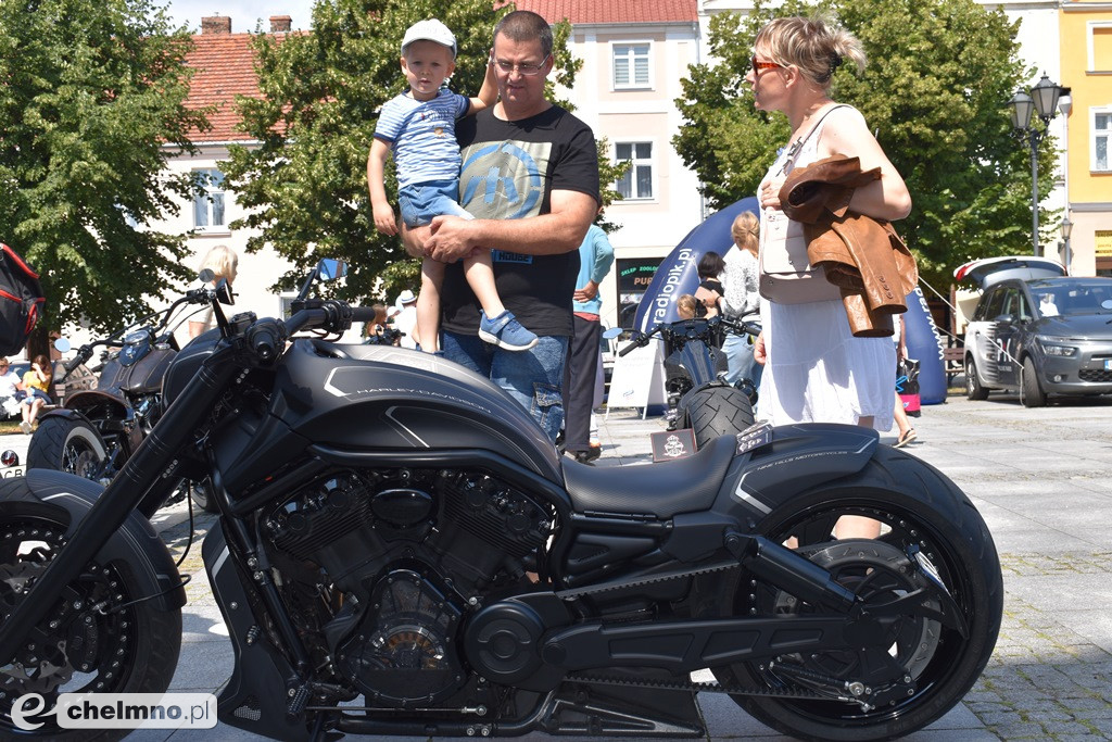 Szaleństwo motoryzacyjne na chełmińskim Rynku
