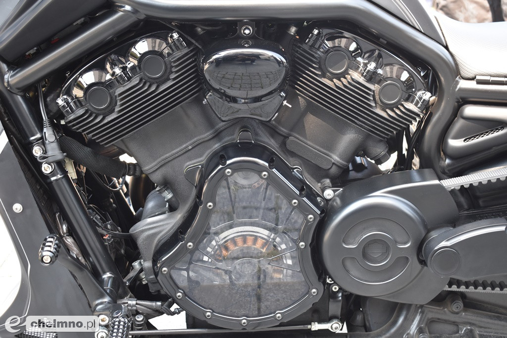 Szaleństwo motoryzacyjne na chełmińskim Rynku