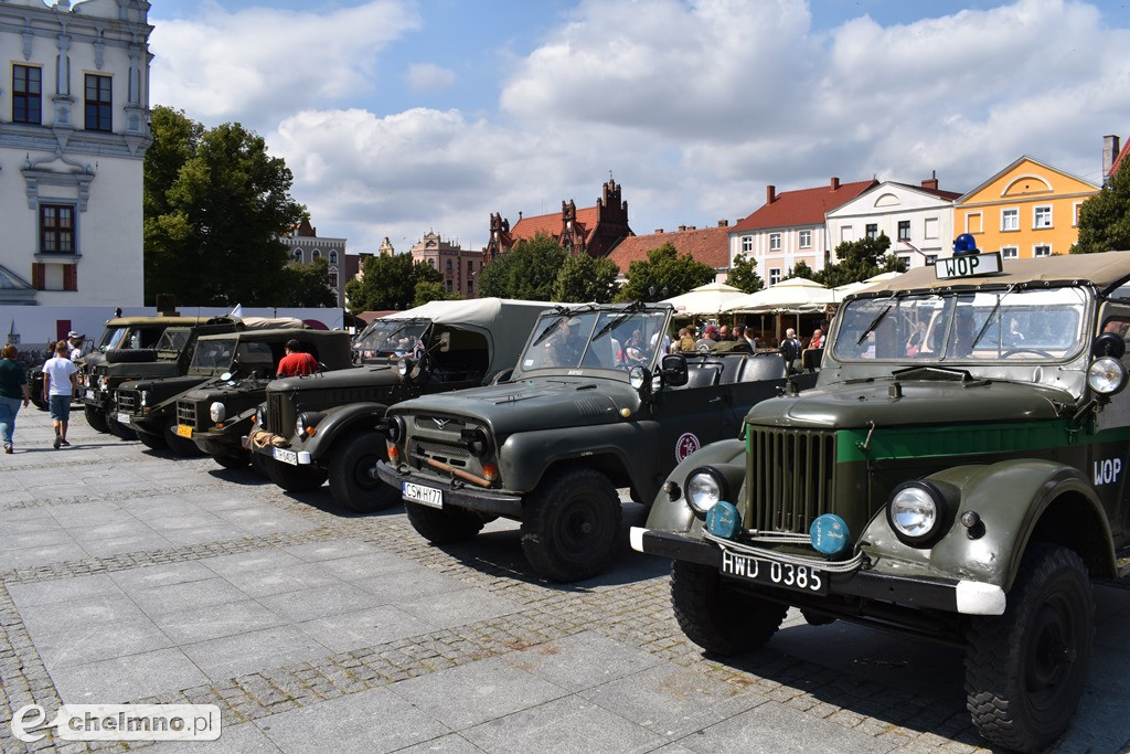 Szaleństwo motoryzacyjne na chełmińskim Rynku