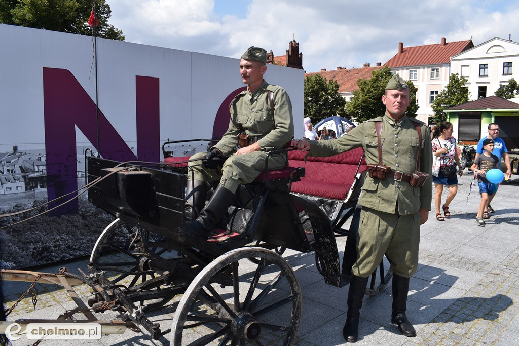Szaleństwo motoryzacyjne na chełmińskim Rynku