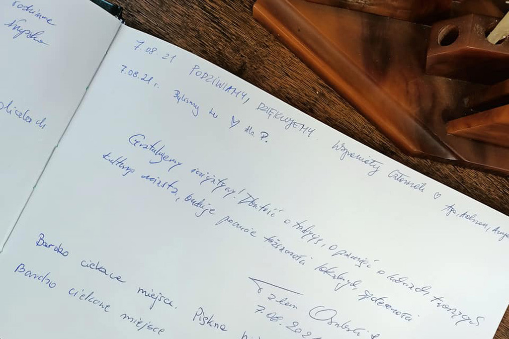 Ponad 1000 osób każdego dnia w pokoju Jerzego Kałdowskiego