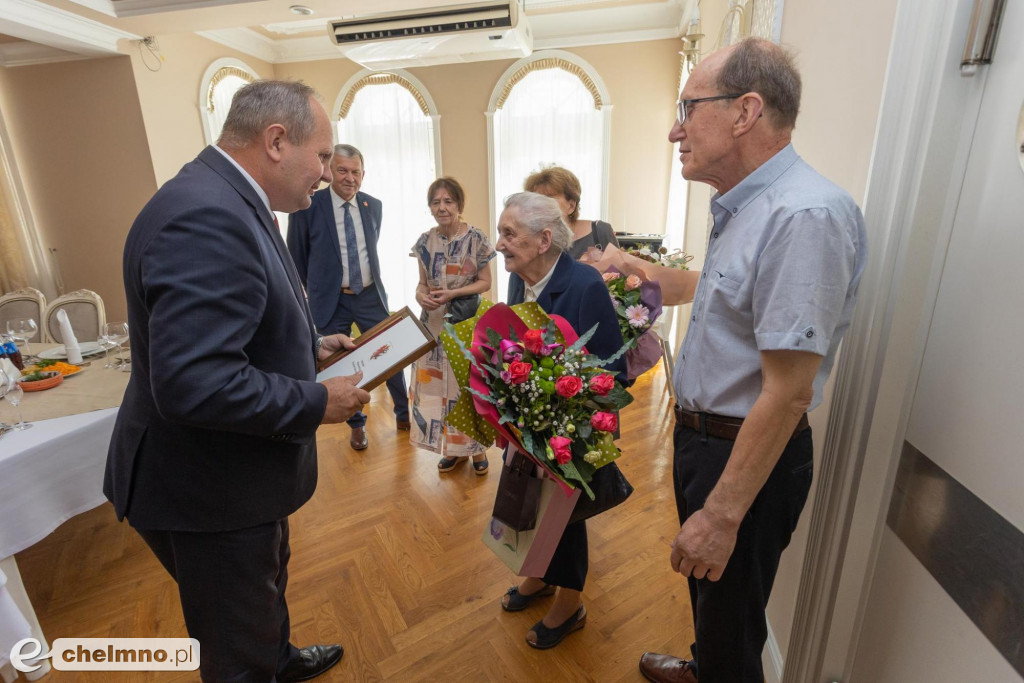 Dwusetny medal Unitas Durat i życzenia dwustu lat